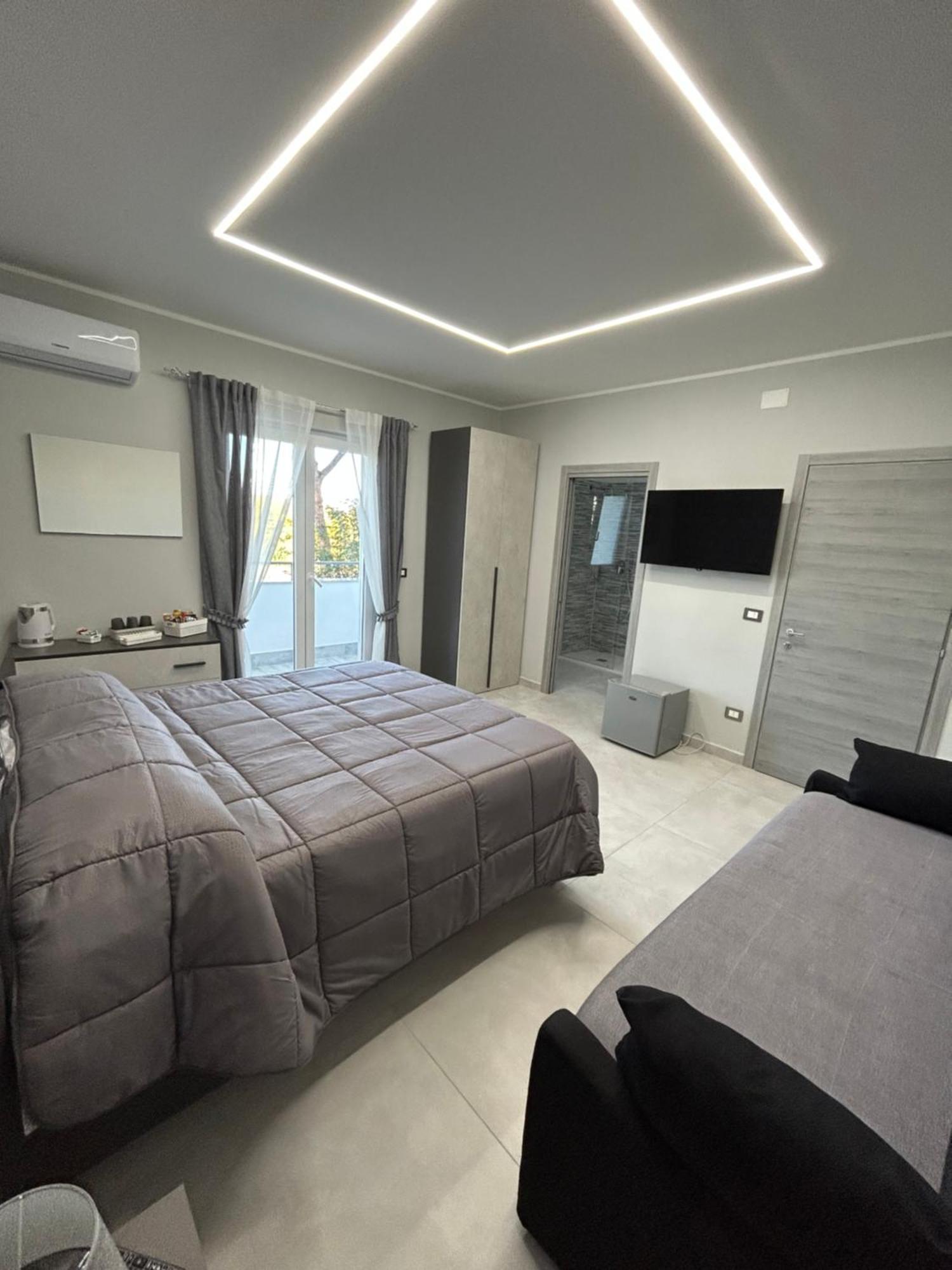 Skycity 2 B&B Napoli Eksteriør bilde
